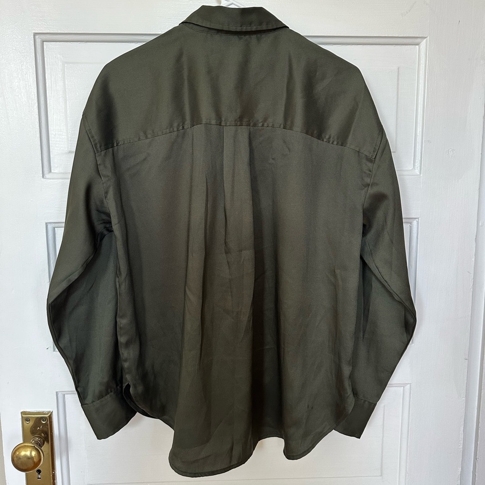 Banana Republic Button-Down Shirt - Picture 4 of 4